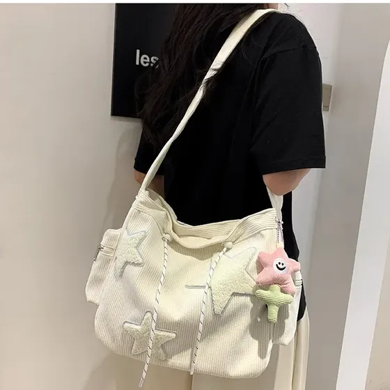 Cartera Bandolera Grande Con Estrellas Y Peluche Beige Appliqué None
