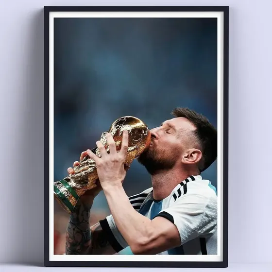 Cuadro Lionel Messi Argentina Campeon Del Mundo ! 30x40cm Color Celeste