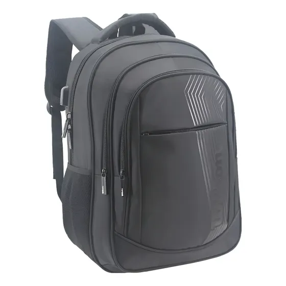 Mochila Wilson Porta Notebook Original Reforzada Con Puerto Usb Ideal Para Trabajo Oficina Viaje Urbana Unisex Color Negro 65.11111BL
