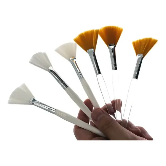 Set X 3 Brochas - Pincel Abanico - Para Peeling - Skincare Color Blanco