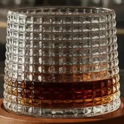 Vaso Whisky Giratorio Cristal Labrado Con Base Madera Diamante